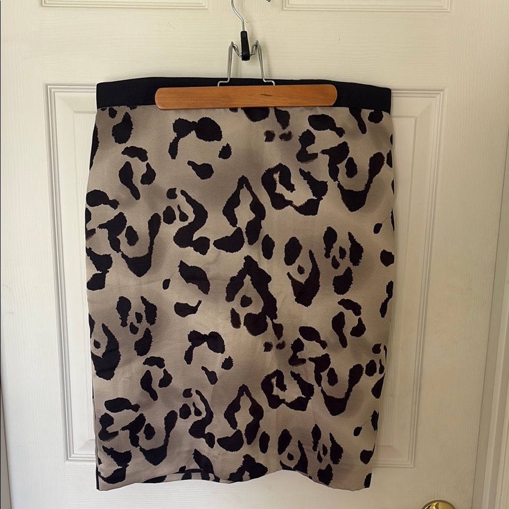 Satin animal print pencil skirt
